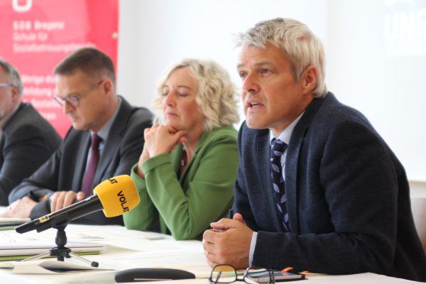 Landessanitätsdirektor Grabher gab Entwarnung. Vol live/Rauch