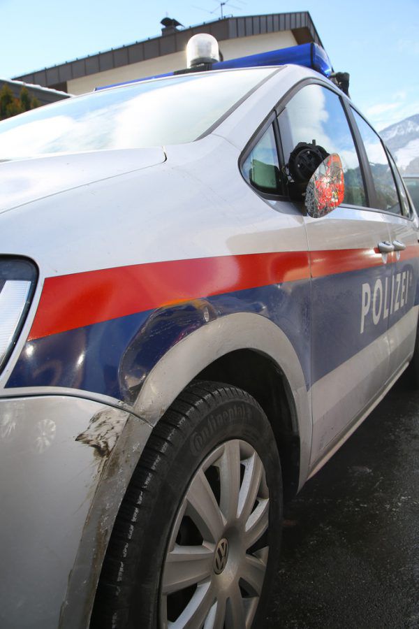 Polizei sucht nach Zeugen. Hofmeister