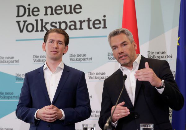 Sebastian Kurz und Generalsekretär Karl Nehammer. REUTERS