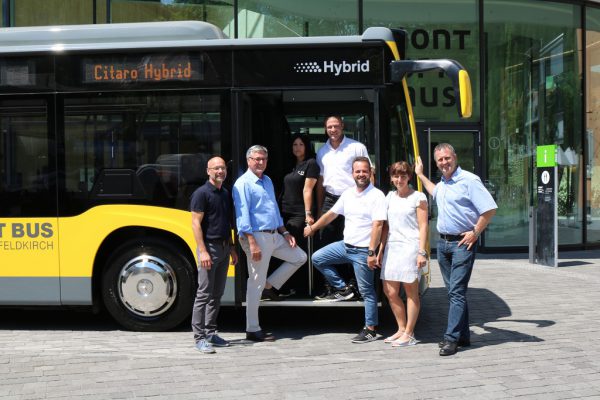 Zwei Hybridbusse sind in Feldkirch unterwegs.Stadt Feldkirch