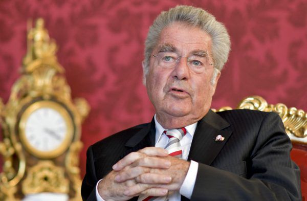 Fischer plädiert dafür die Entscheidung zu überdenken. APA/Archiv