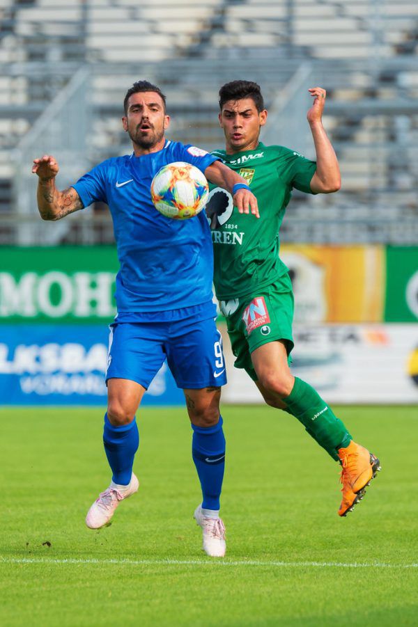 Matthias Morys (l.) gelang ein perfekter Einstand in Lustenau, Juninho Barros (oben) hatte dagegen Probleme. Stiplovsek (2)