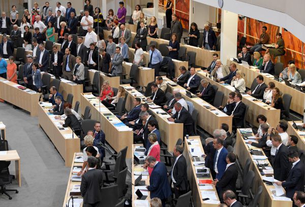 Auf erfahrene Kräfte setzen die Ländle-Parteien im Nationalratswahlkampf. APA
