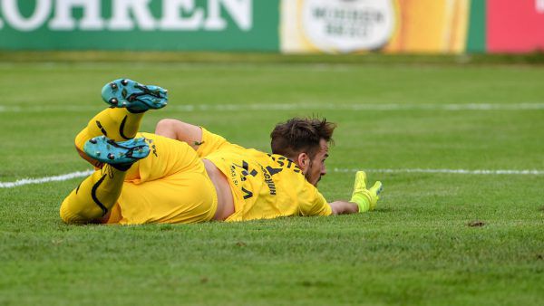 Die Mitte dicht, gegen Klagenfurt blieb Lucas Bundschuh (oben) erstmals ohne Gegentreffer. Gepa/Lerch