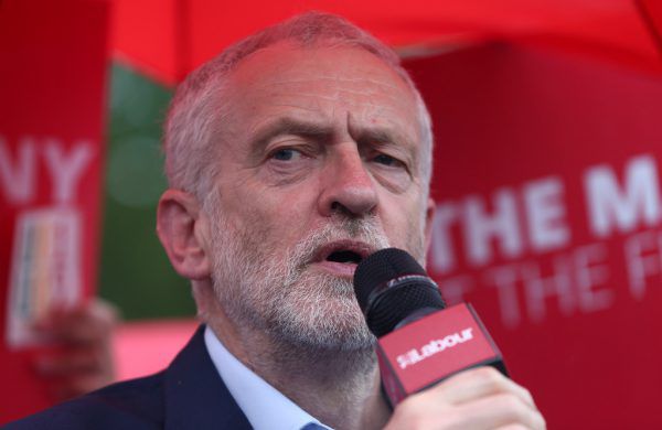 Jeremy Corbyn wäre gerne Premierminister. Ein Großteil der Briten ist jedoch dagegen.  Reuters