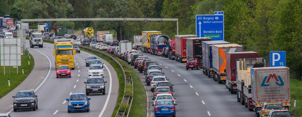 Die Belastungsgrenze der Anwohner und das Erreichen der Klimaziele sieht Markus Gansterer (VCÖ) als Priorität. VCÖ