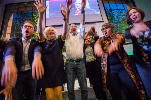 Großen Jubel gab es im Bregenzer Kesselhaus, wo die Grünen ihre Wahlparty feierten. Philipp Steurer (2)
