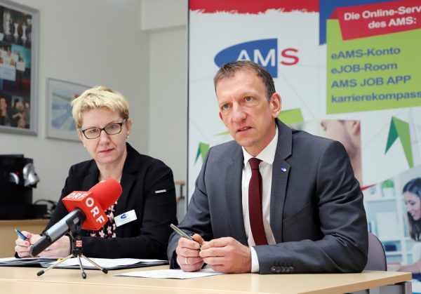 Bernhard Bereuter. AMS