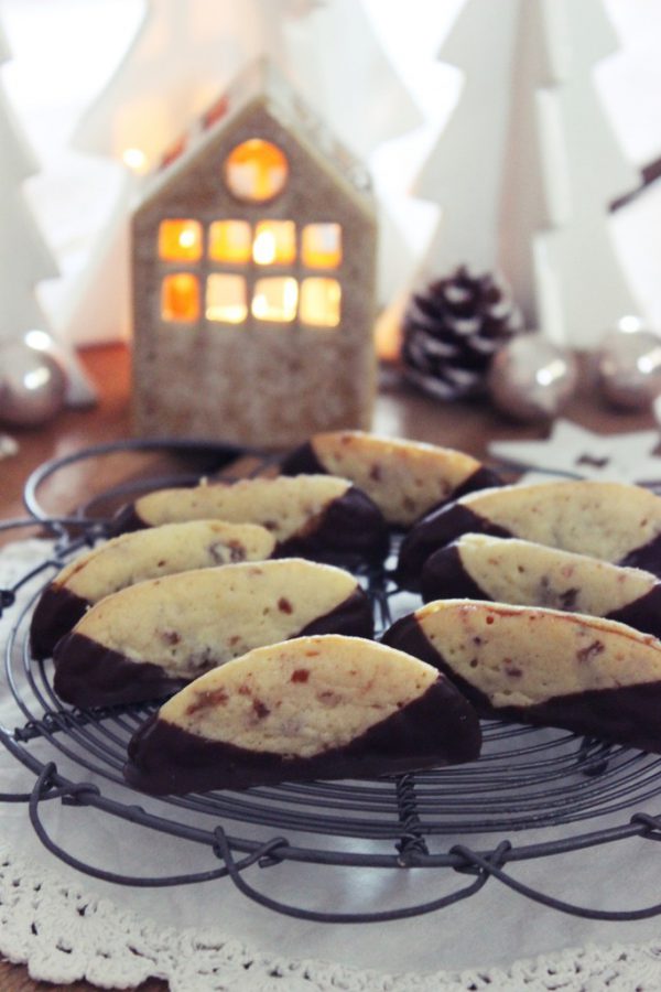 Ein süßer Gruß aus der Weihnachtsbäckerei. Jasmine Hörhager