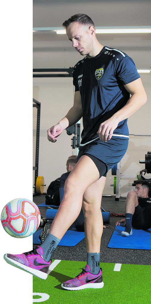 Erst seit Kurzem kann Meilinger auch wieder an den Ball ran. Das Gefühl für das runde Leder ist aber geblieben. hartinger (2)