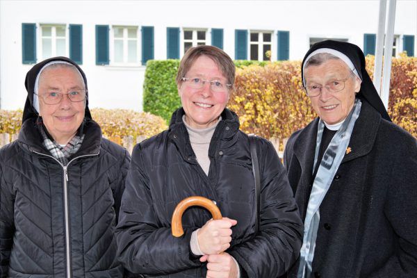 Kreuzschwestern: Notburga, Theresia und Eugenia Maria (v.l.).