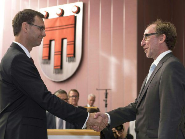 Markus Wallner und Grünen-Chef Johannes Rauch bei der konstituierenden Landtagssitzung im Jahr 2014. APA