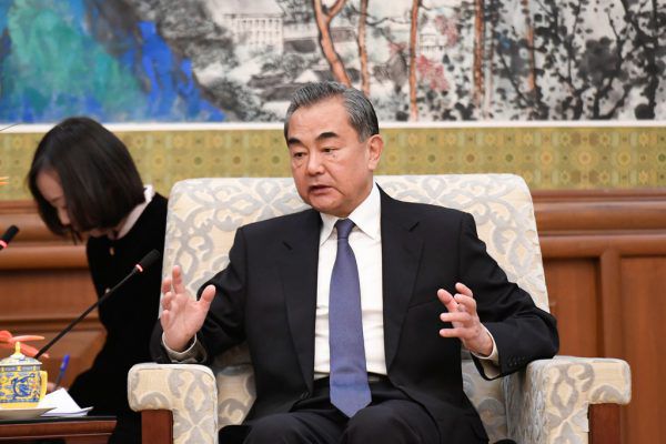 Minister Wang Yi: „Einmischung in Chinas innere Angelegenheiten.“ Reuters