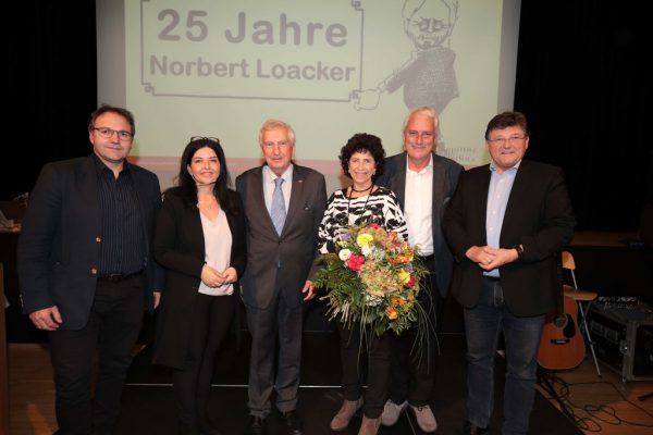 ÖGB-Landesvorsitzender Reinhard Stemmer, ÖGB-GF Manuela Auer, Fritz Verzetnitsch, Monika und Norbert Loacker, PRO-GE-Chef Rainer Wimmer. AME (7)