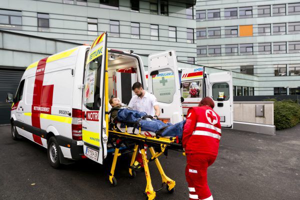 Rotes Kreuz, Polizei und Krankenhauspersonal waren an der Übung beteiligt. Mathis Fotografie