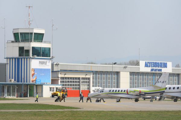 Seit 1926 besteht der Flugplatz St. Gallen-Altenrhein. Hofmeister