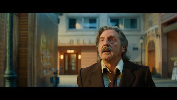 Victor gerät in den Bann der gefakten Erinnerung. Constantin film