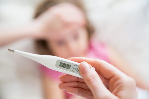 Derzeit wird ein beginnender Anstieg an Grippefällen verzeichnet, sagt Expertin Gabriele Hartmann. Shutterstock, KHBG
