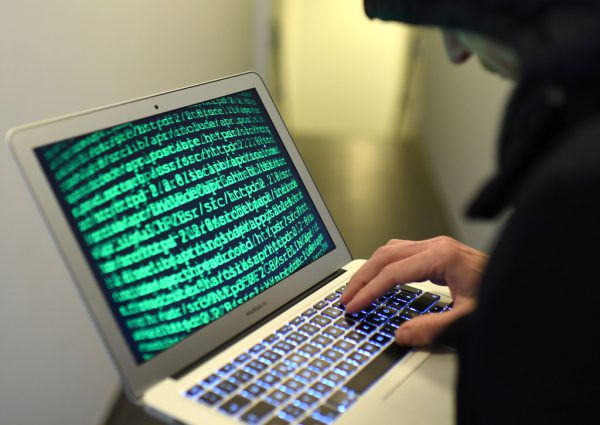 Ein „staatlicher Akteur“ soll hinter dem Cyber-Angriff stecken. Symbolbild/APA
