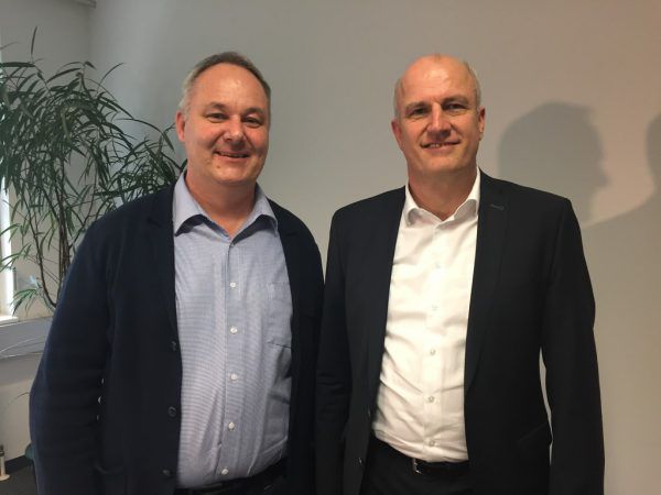 Schuldirektor Christoph Wund (links) und Andreas Kappaurer (Bildungsdirektion). Biedebach