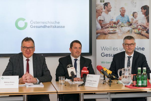 V.l.: ÖGK-Obmann Matthias Krenn, und die Landesstellenvorsitzenden Jürgen Kessler und Manfred Brunner. Dietmar Stiplovsek
