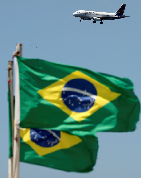 Auf dem Luftweg ist Brasilien nur mehr schwer zu erreichen. Reuters