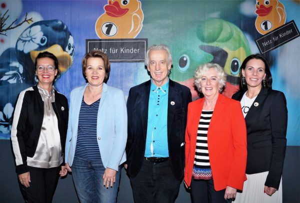 Conny Amann (NfK), Andrea Kaufmann, Hubert Löffler, Wiesflecker und Christine Wiesenegger (NfK). Yasmin Ritter