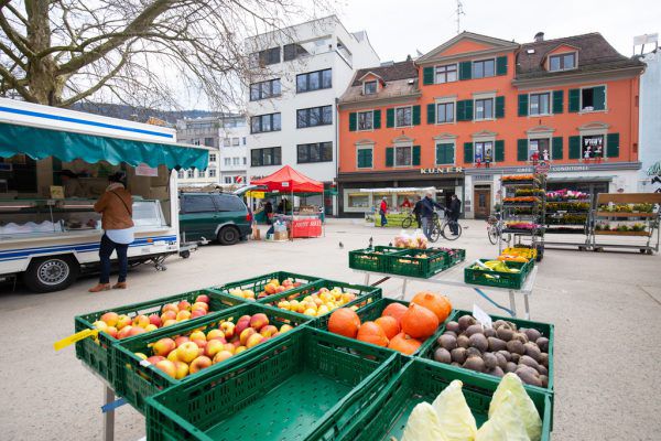 Der Andrang am Markt hielt sich in Grenzen. Hartinger