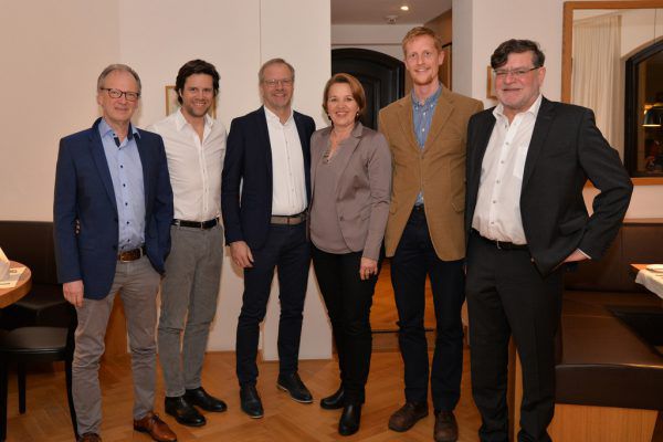 Die Bürgermeisterin bedankt sich bei den Ärzten. Stadt Dornbirn