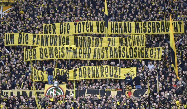 Die BVB-Fans waren mit den Vorgängen am Wochenende nicht einverstanden. APA