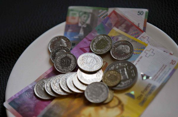 Die Nachfrage nach Notkrediten ist hoch. Symbolbild/Reuters