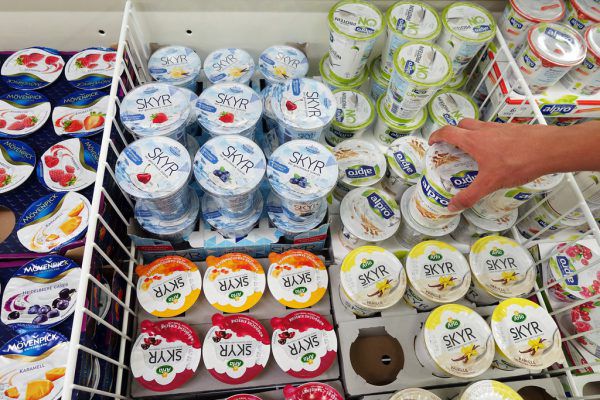 Die schwedisch-dänische Molkereigenossenschaft Arla gilt als Vorreiter.defotoberg/Shutterstock.com