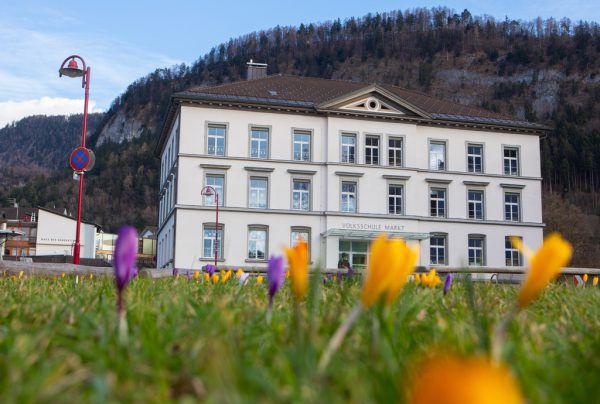 Die Volksschule Markt in Götzis wird erweitert und umgebaut. Das 1887 errichtete Schulhaus soll erhalten bleiben. Hartinger