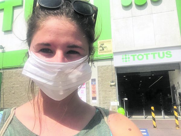 Masken-Pflicht für den Supermarkt in Huacho. Eva Thaler (4)