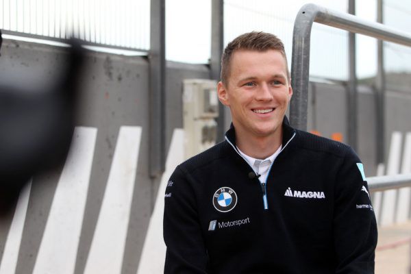 Maximilian Günther nach seinem Sieg in Santiago (l. oben) und mit seinem erfolgreichen BMW-Boliden. Privat (4)
