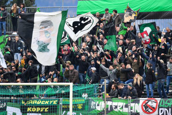 Wacker-Fans in Lustenau.  Gepa/Lerch