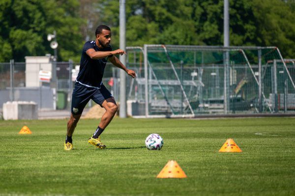 Der Cashpoint SCR Altach, hier Anderson dos Santos, bereitet sich auf die Geisterspiele vor. Gepa