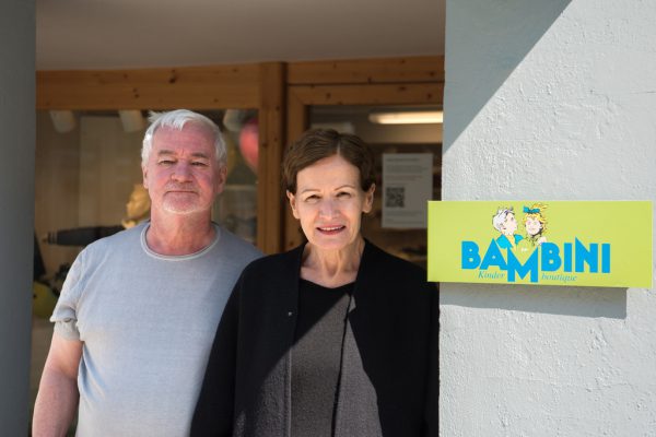 Ingo und Anneliese Lechner müssen nach 39 Jahren ihr Geschäft schließen, sofern sich bis Mai kein Nachfolger findet.  NEUE