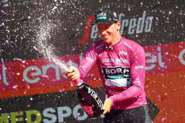 Beim Giro 2019 stieß Pascal Ackermann mit zwei Etappensiegen in die absolute Weltspitze vor. APA (2)