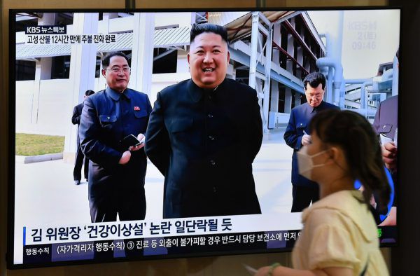 Das Staatsfernsehen zeigte Bilder des Diktators. AFP