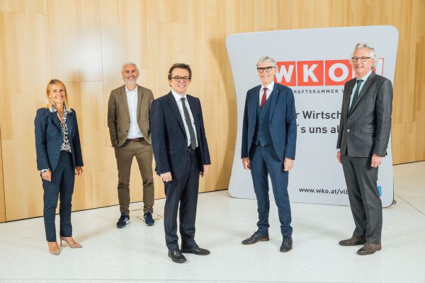 Petra Kreuzer, Stefan Hagen, Hans Peter Metzler, Wilfried Hopfner und Edi Fischer (v.l.). WKV/Frederick Sams
