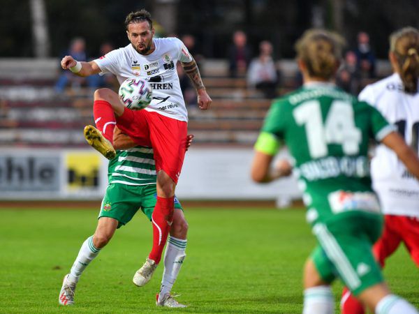 Der FC Dornbirn beschließt die englische Woche mit dem Auftritt in Linz. gepa/lerch
