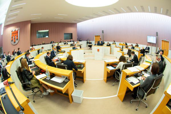 Das Landesbudget für 2021 wird am Mittwoch im Landtag einstimmig beschlossen. Vorarlberger Landtag/serra