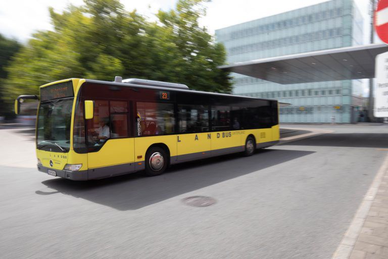 Immer mehr Vorarlberger nützen den öffentlichen Verkehr. hartinger