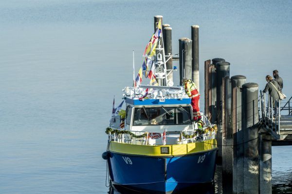 Wasserrettung kam zur Bergung. symbol/furxer