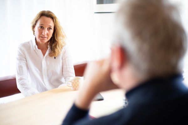 Judith Reichart im Interview mit der NEUE. Hartinger