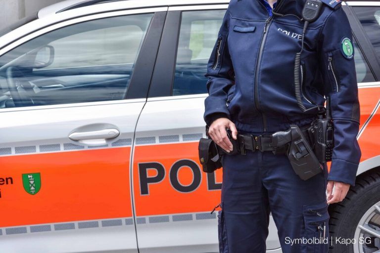 Die Kantonspolizei ermittelt.kposg