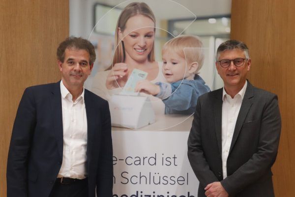 Der neue Landesstellenausschussleiter Christoph Jenny. Ab 1. Juli übernimmt turnusmäßig wieder Manfred Brunner (r.). ÖGK