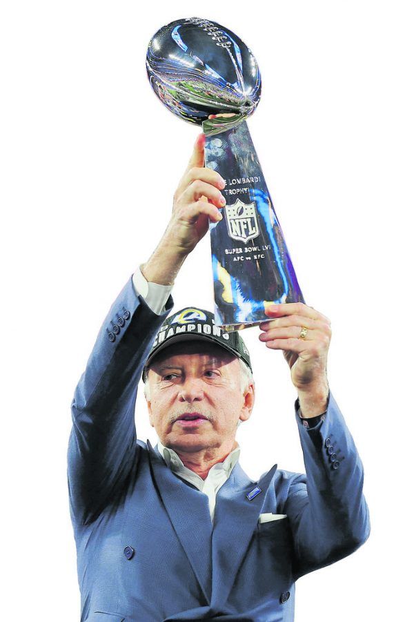 Drei der Hauptprotagonisten des Rams-Triumphs: Besitzer Stan Kroenke (l.), Quaterback Matthew Stafford (Mitte) und Coach Sean McVay (r.). Apa, AP