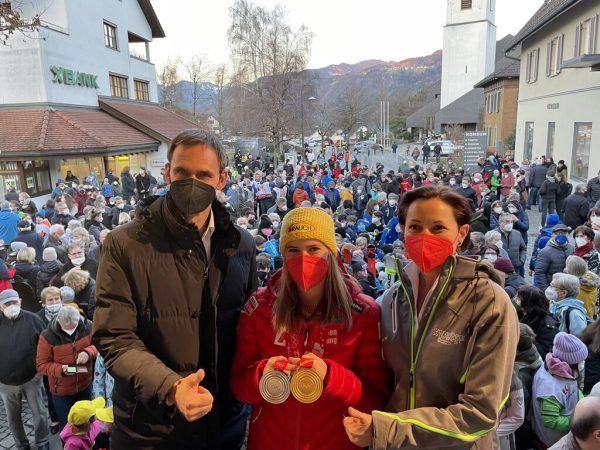 Landeshauptmann Markus Wallner, Katharina Liensberger, Landesrätin Martina Rüscher. lutz (7)